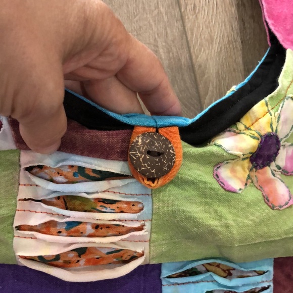 NWOT! - ORIGINAL COLLECTIONS Boho Crossbody Sling Bag - Made in Nepal - Picture 3 of 12